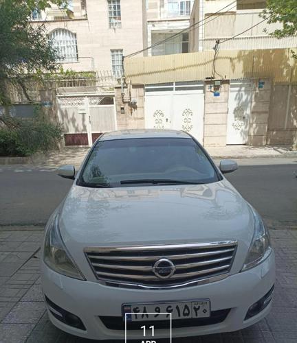 نیسان تی ینا مدل ۹۰