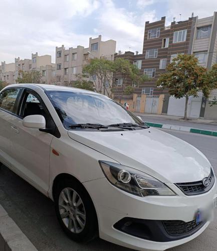 ام‌وی‌ام 315 صندوق‌دار اسپرت، مدل ۱۳۹۴