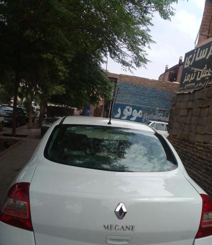 رنو مگان مونتاژ 2000cc، مدل ۱۳۹۰