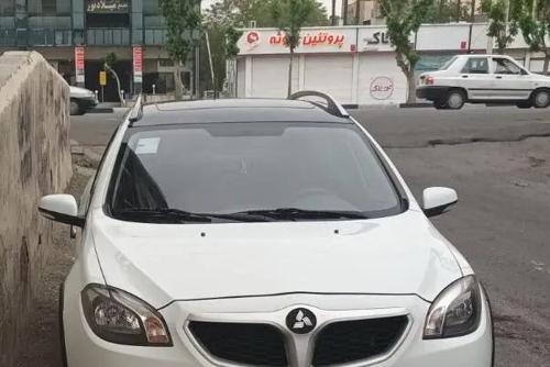 برلیانس کراس اتوماتیک 1500cc، مدل ۱۳۹۶