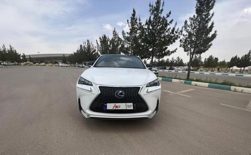 لکسوس Nx300 هیبرید