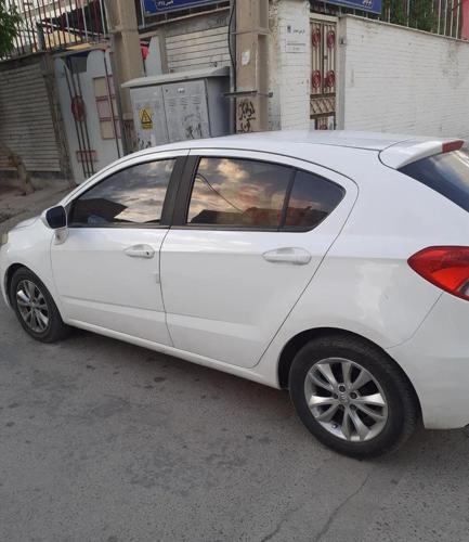 برلیانس H220 اتوماتیک، مدل ۱۳۹۵