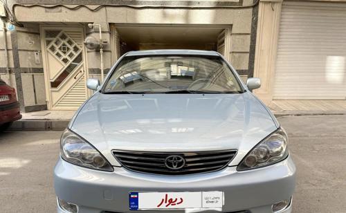 تویوتا کمری ۲۰۰۶ درحدصفر