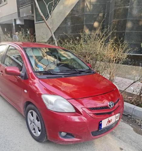 تویوتا یاریس صندوق دار 1300cc مدل 2008