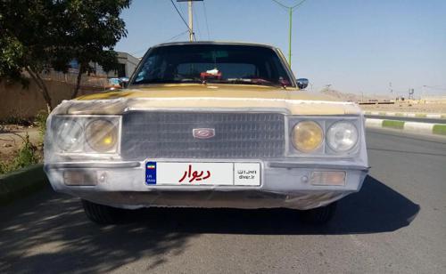 تویوتا کرونا۱۹۷۶