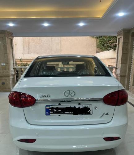 J4مدل 1402(نقد و اقساط)
