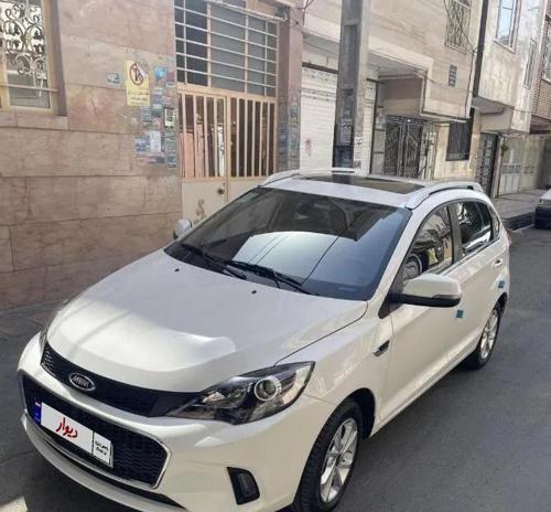 ام‌وی‌ام 315 هاچبک پلاس، مدل ۱۴۰۰