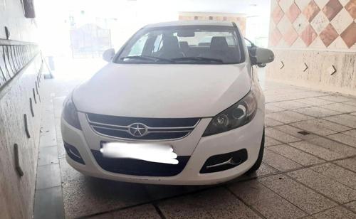 جک J5 دنده‌ای 1500cc، مدل ۱۳۹۴