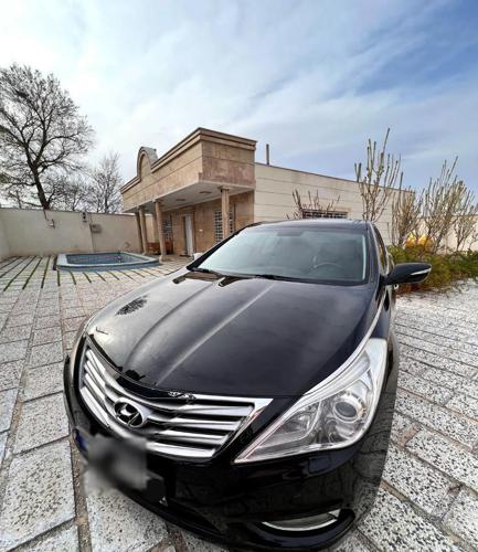 هیوندای آزرا گرنجور 3000cc، مدل ۲۰۱۲ تمیز