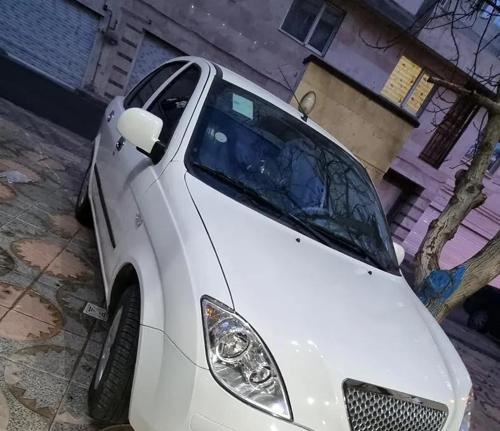 تیبا صندوق‌دار SX، مدل ۱۴۰۰