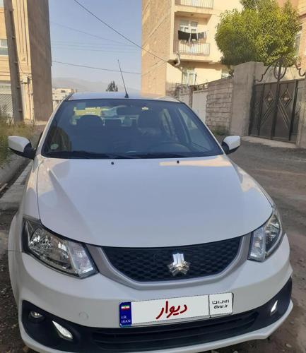 ساینا اس مدل اسفند ماه ۱۴۰۱