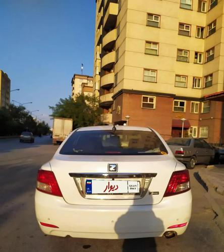 آریو اتوماتیک 1600cc، مدل ۱۳۹۴