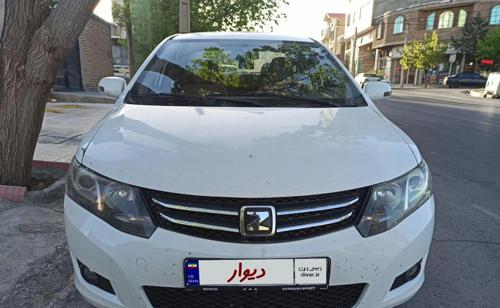 آریو دنده‌ای 1500cc، مدل ۱۳۹۳