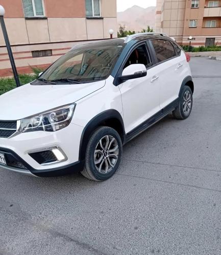 ام‌وی‌ام X22 دنده‌ای لاکچری، مدل ۱۳۹۶
