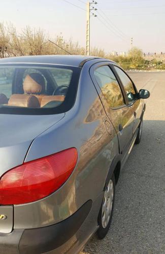 پژو 206 SD V9 اتومات مدل 87 کم کار فرانسه اصل