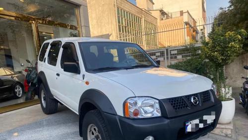 نیسان رونیز مدل ۱۳۸۷