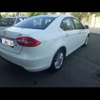 جک J5 اتوماتیک 1800cc، مدل ۱۳۹۳