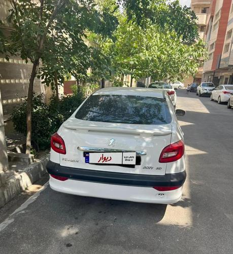 پژو ۲۰۷ صندوقدار در حد خشک
