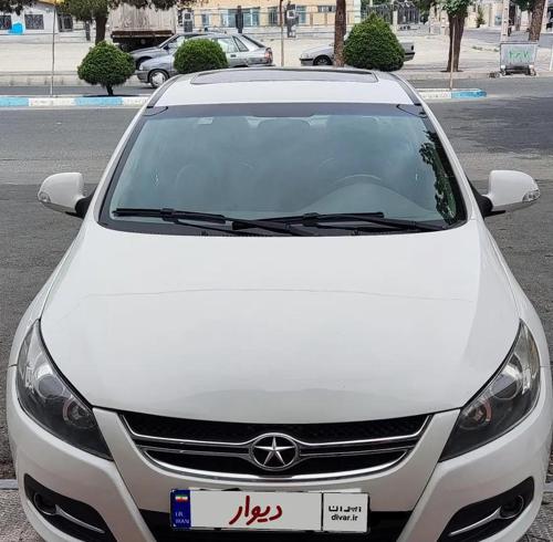جک J5 اتوماتیک 1800cc، مدل ۱۳۹۶