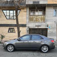 کیا سراتو درحدصفربیرنگ اتوماتیک 2000cc، مدل ۱۳۹۵