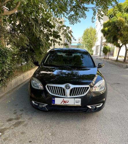 برلیانس H330 اتوماتیک 1500cc، مدل ۱۳۹۵