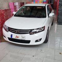 آریو اتوماتیک 1600cc، مدل ۱۴۰۰