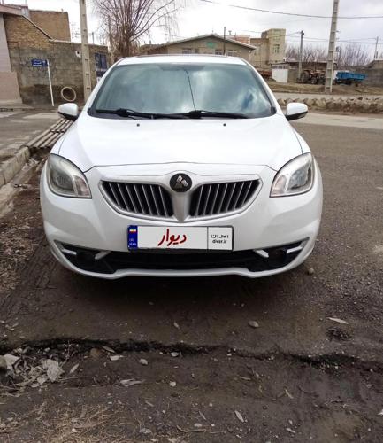 برلیانس H330 اتوماتیک 1650cc، مدل ۱۳۹۶