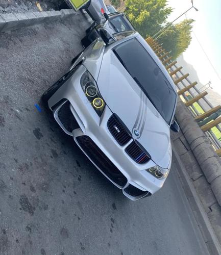 بی رنگ  E90 Bmw 320