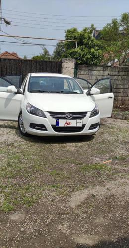 جک J5 اتوماتیک 1800cc، مدل ۱۳۹۳