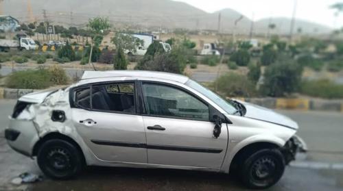 مگان مدل 2009 تصادفی