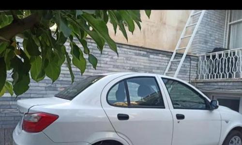 ساینا دنده‌ای S، مدل ۱۴۰۰پارس خودرو