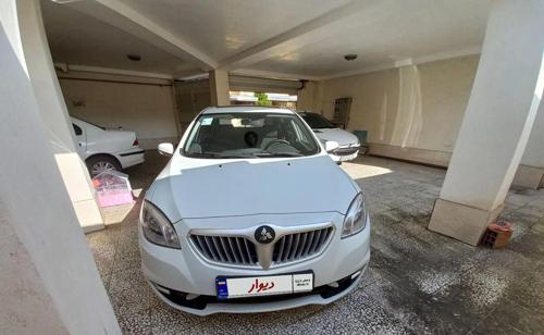 برلیانس H330 اتوماتیک 1500cc، مدل ۱۳۹۶