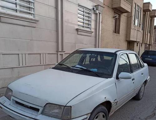 خودرو دوو سفید