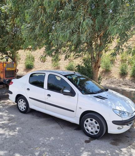 پژو 206 SD V8 فول، مدل ۱۳۹۶