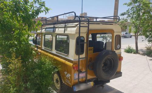 لندرور  تیپ ۱۰۹ خردلی مدل ۱۳۶۶