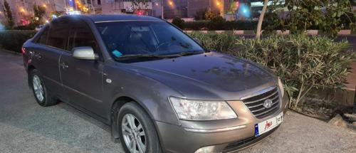 هیوندای سوناتا خاکستری صدفی اتومات ، مدل ۲۰۰۹