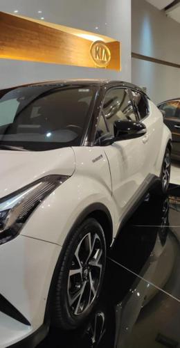 تویوتا C-HR هیبرید، مدل ۲۰۱۷