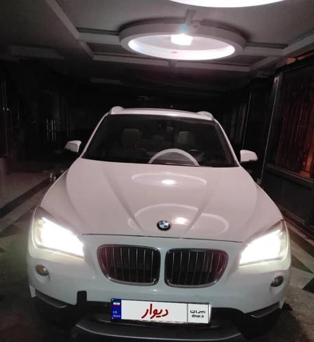 بی‌ام‌و X1 18i، مدل ۲۰۱۴ سفید فول