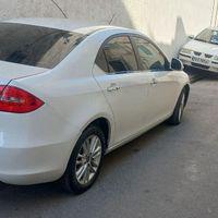 جک J5 اتوماتیک 1800cc، مدل ۱۳۹۵
