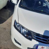 آریو اتوماتیک 1600cc، مدل ۱۳۹۶
