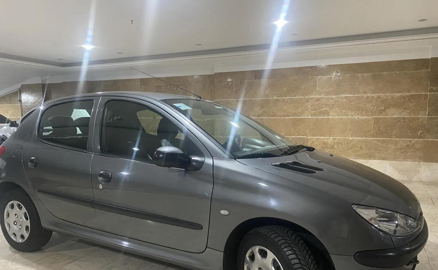 پژو ۲۰۶ تیپ ۵ مدل ۱۳۹۳