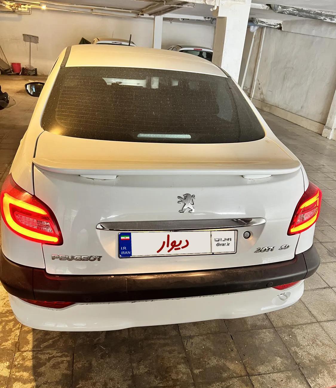 پژو ۲۰۷ اتوماتیک صندوقدار