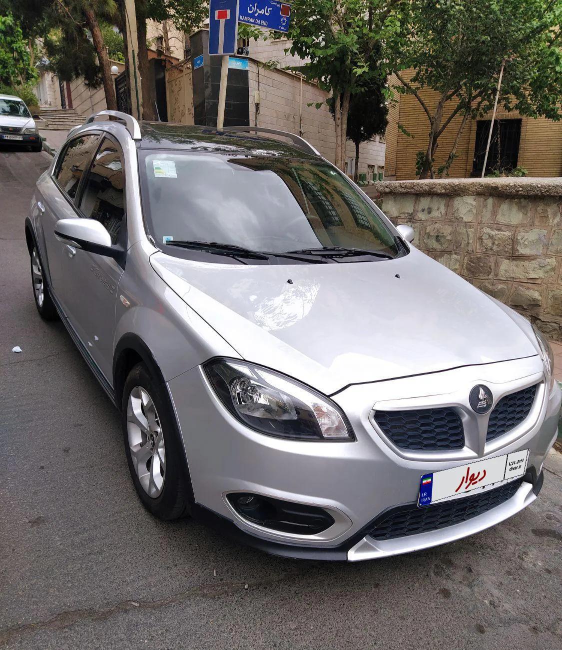 برلیانس کراس اتوماتیک 1650cc، فوق کم کار ، بیرنگ