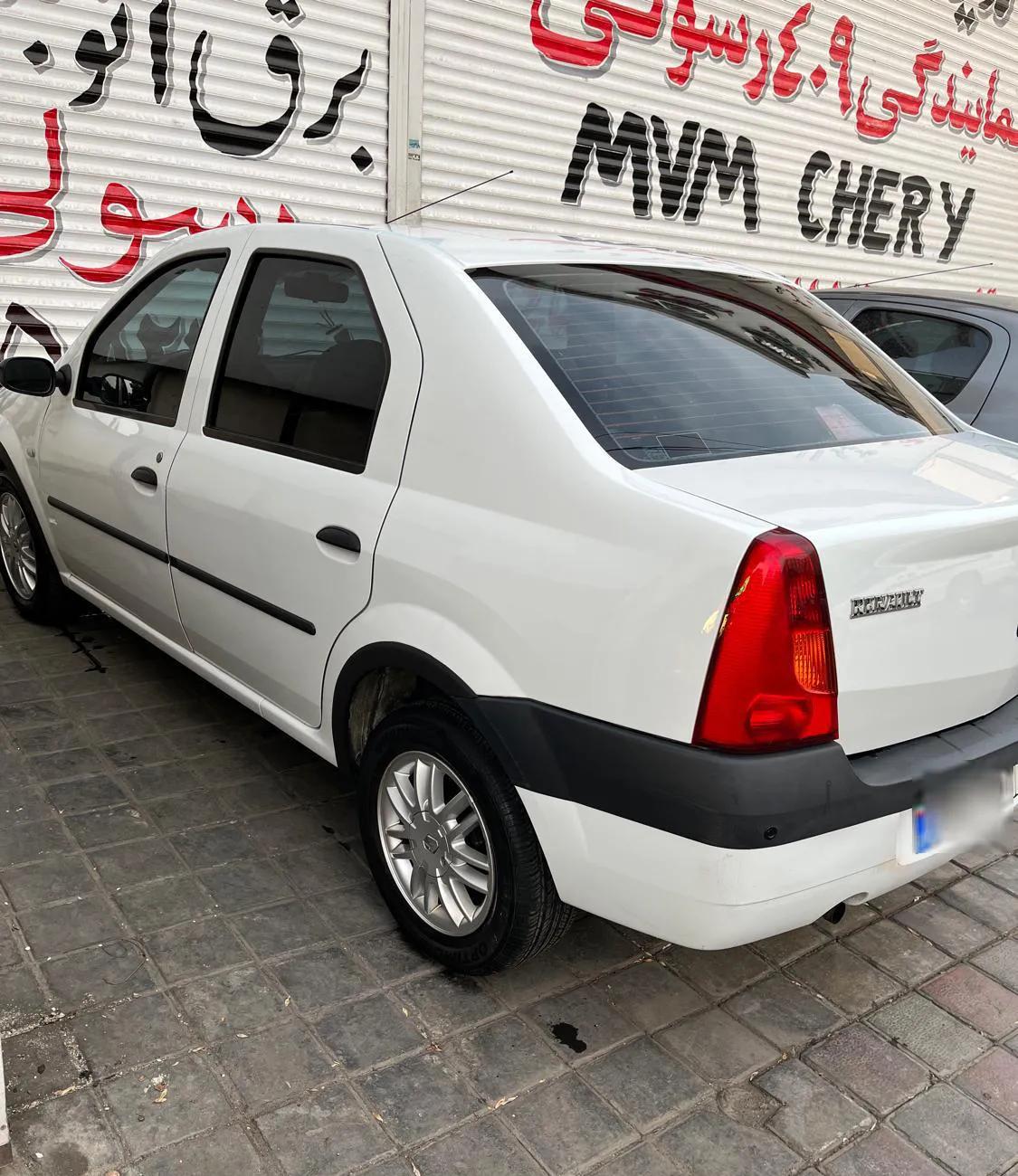 رنو تندر 90 E2 بنزینی، مدل ۱۳۹۵