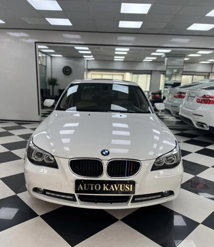 BMW 530i مدل ۲۰۰۵ بدون رنگ