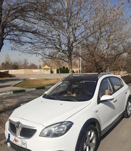 برلیانس کراس اتوماتیک 1500cc، مدل ۱۳۹۶