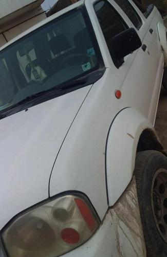 نیسان پیکاپ بنزینی، مدل ۱۳۹۰