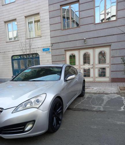 هیوندای جنسیس کوپه، مدل ۲۰۱۰