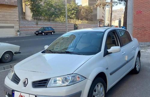 رنو مگان 1600cc، مدل ۲۰۰۹ کم کار در حد نو