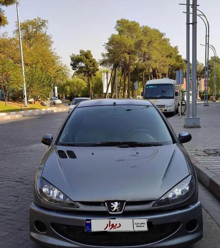 پژو 206